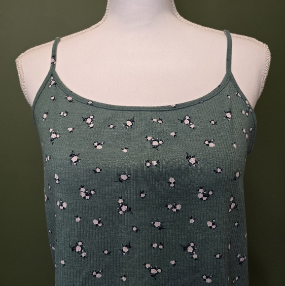 American Eagle Floral Green Women's Top - Picture 3 of 6
